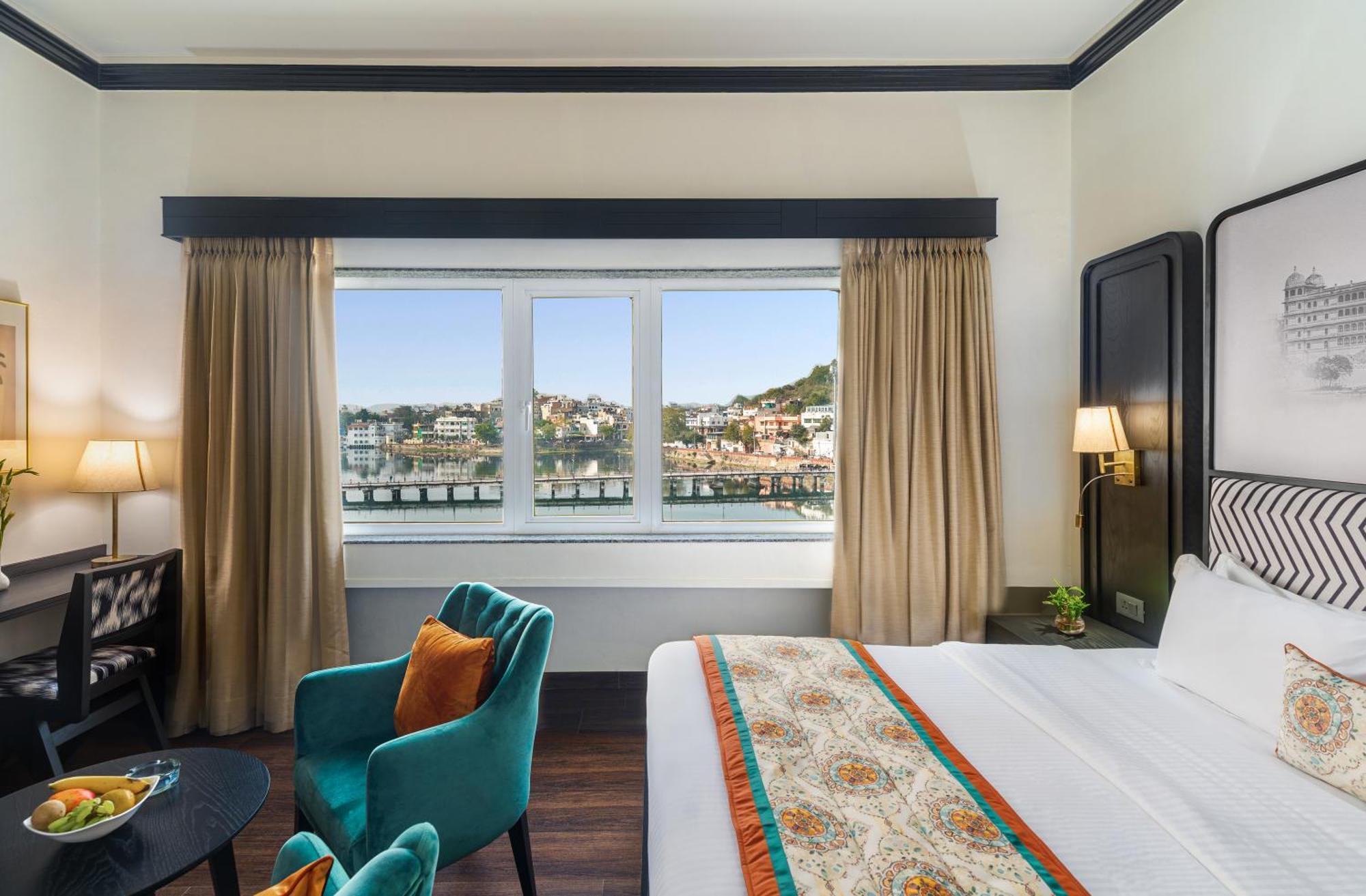 Rajdarshan - A Lake View Hotel In Udaipur Room photo